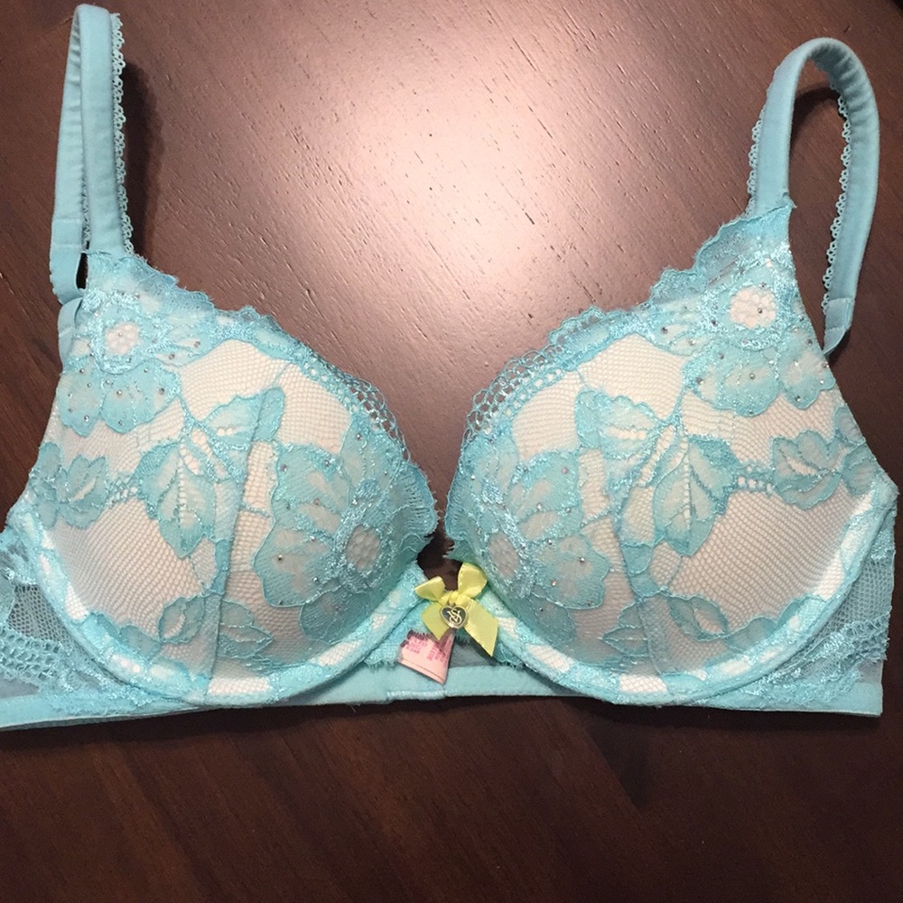 Victoria secret bra